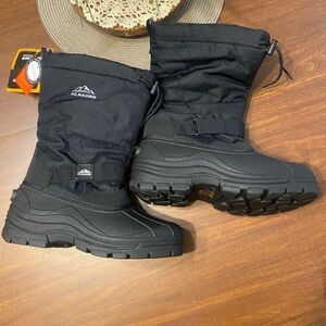 ALEADER Men's Insulated Waterproof Winter Snow Boots Size 9